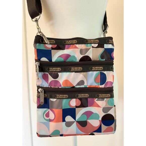 Lesportsac Handbags - LeSportSac 3-Zip Crossbody Heart Pattern Nylon Bag (sporty 90s y2k)